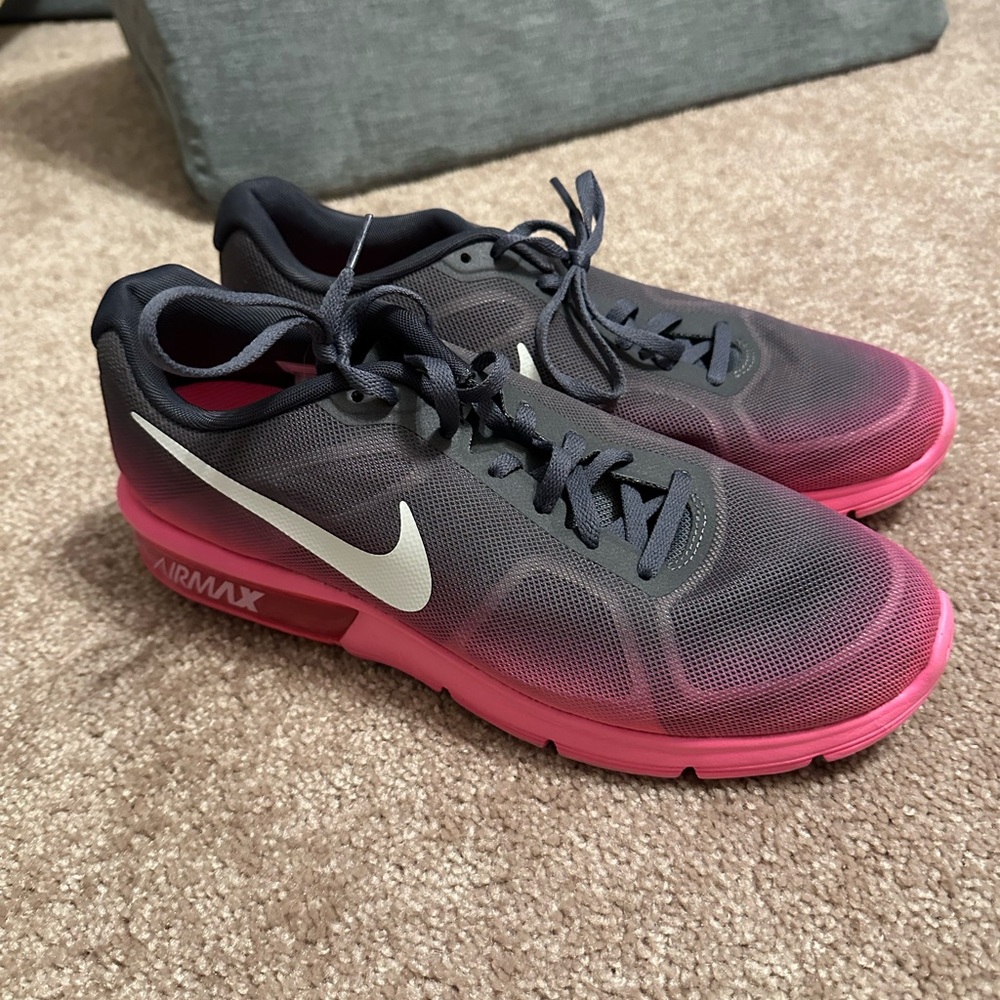 Women’s nike air max
